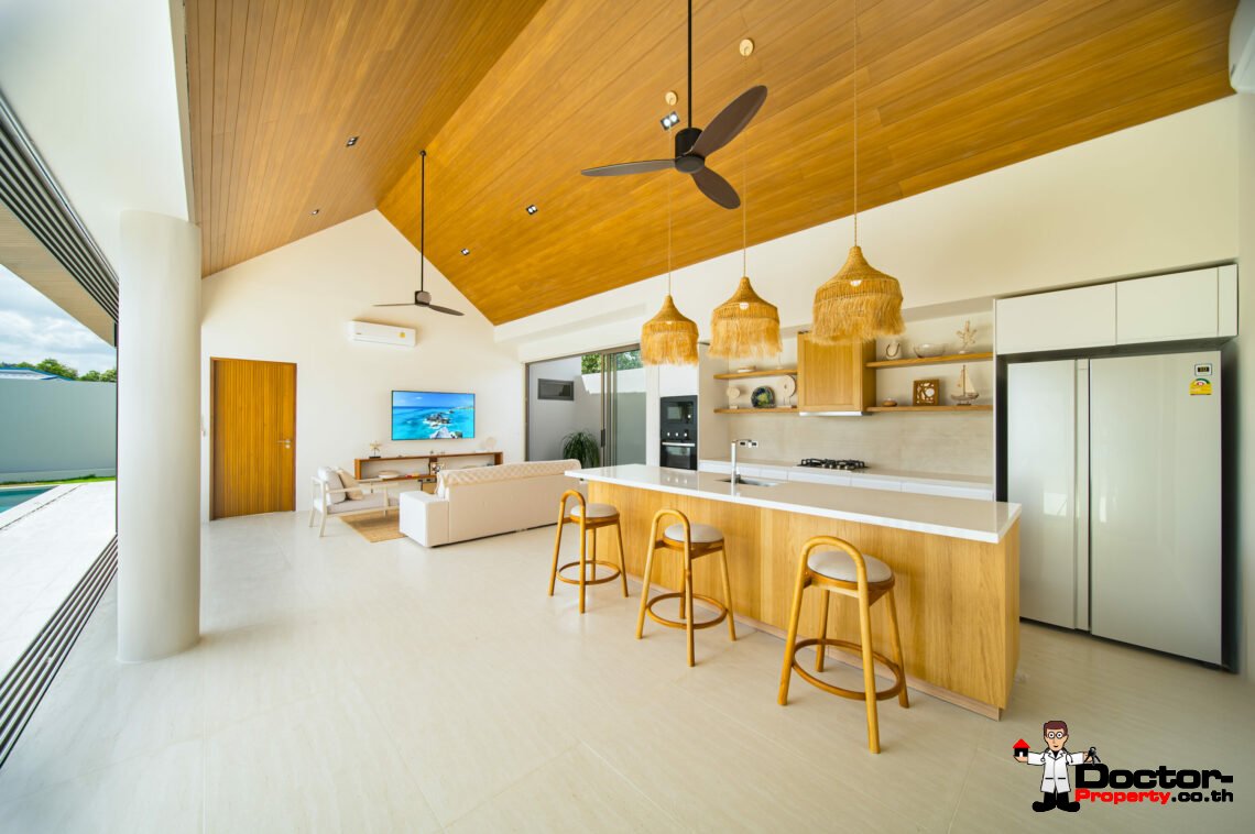 Exquisite 3 Bedroom Balinese Villa Just Moments from Bangrak Beach